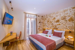 Elma Suites